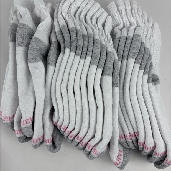 New Hanes Women’s  Athletic Socks in White and Gray 12 pairs - Picture 4 of 7